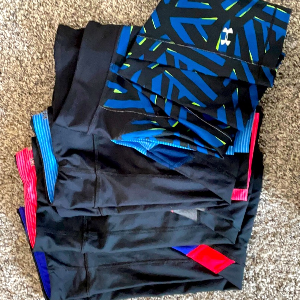 Bundle of under armor capris